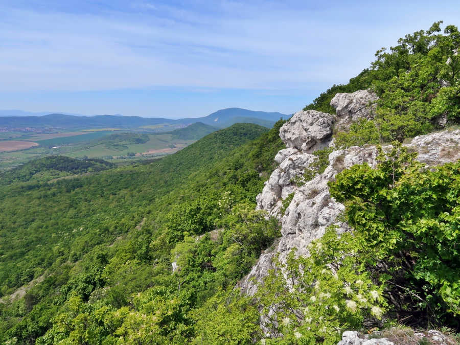 Róka-hegytől a Kevélyekig – Túra & Wellness
